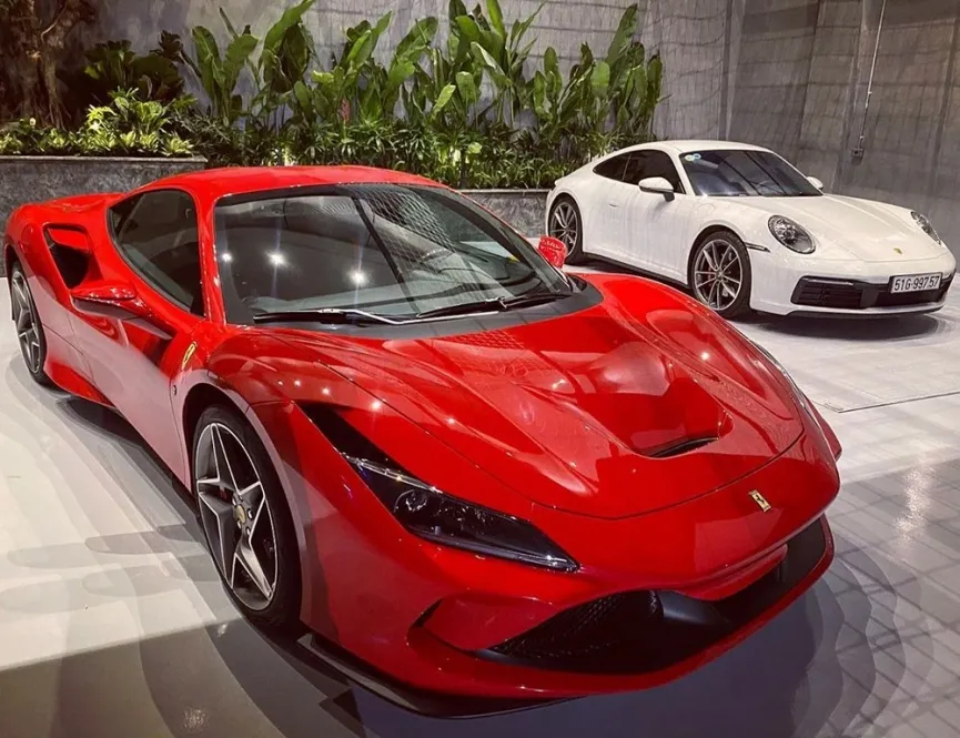 Ferrari F8 Tributo khoảng 22 tỉ đồng. Ảnh: MXH Ferrari F8 Tributo khoảng 22 tỉ đồng. Ảnh: MXH