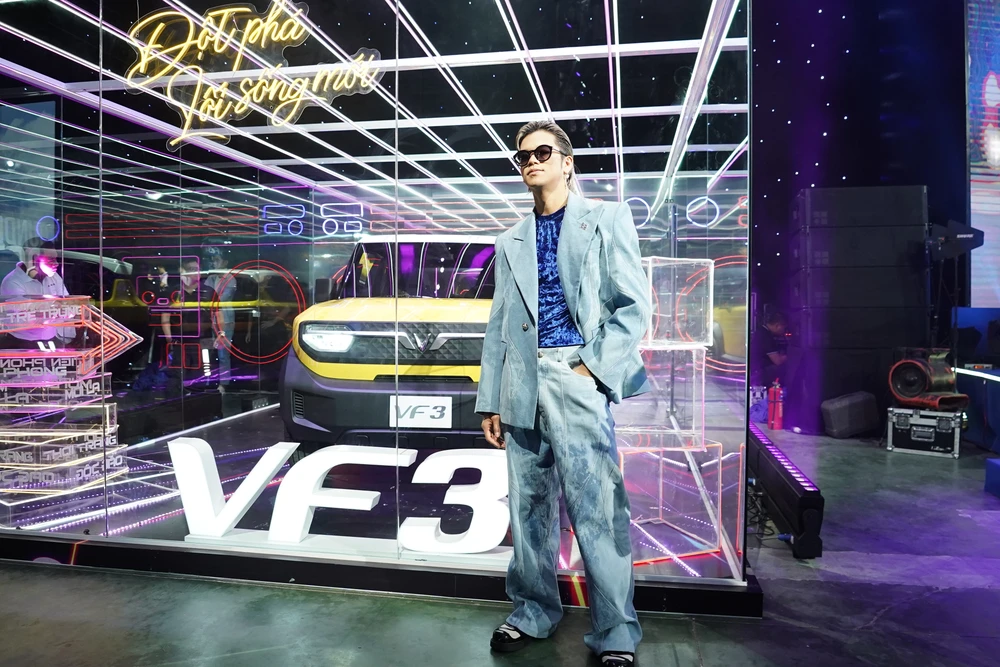VF 3 từng xuất hiện tại Hà Nội.
