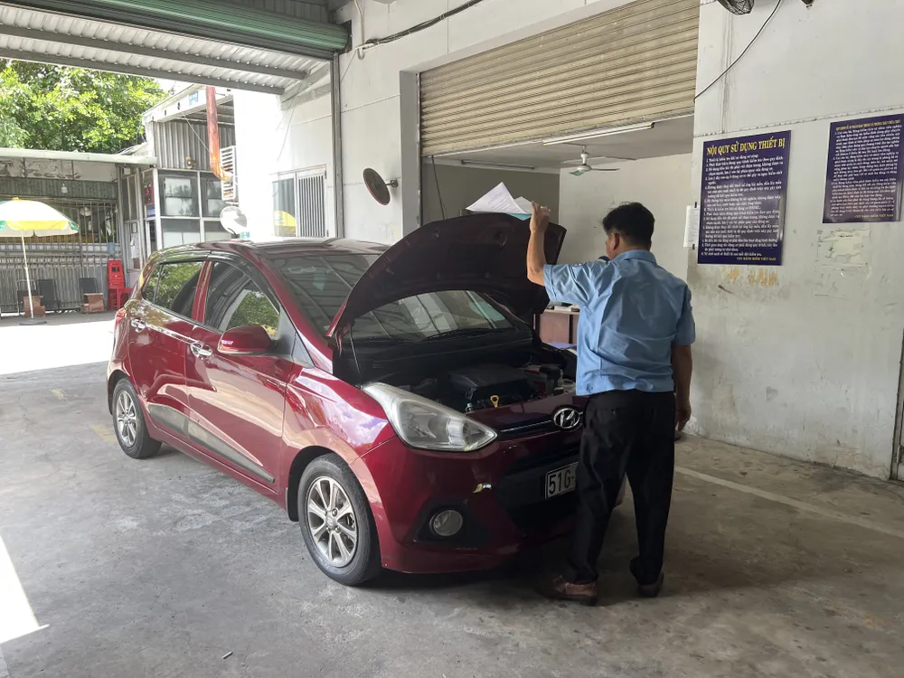 Các TTĐK lo ngại sau 3 tháng nữa, lượng xe đi kiểm định sẽ đông. Ảnh: TN