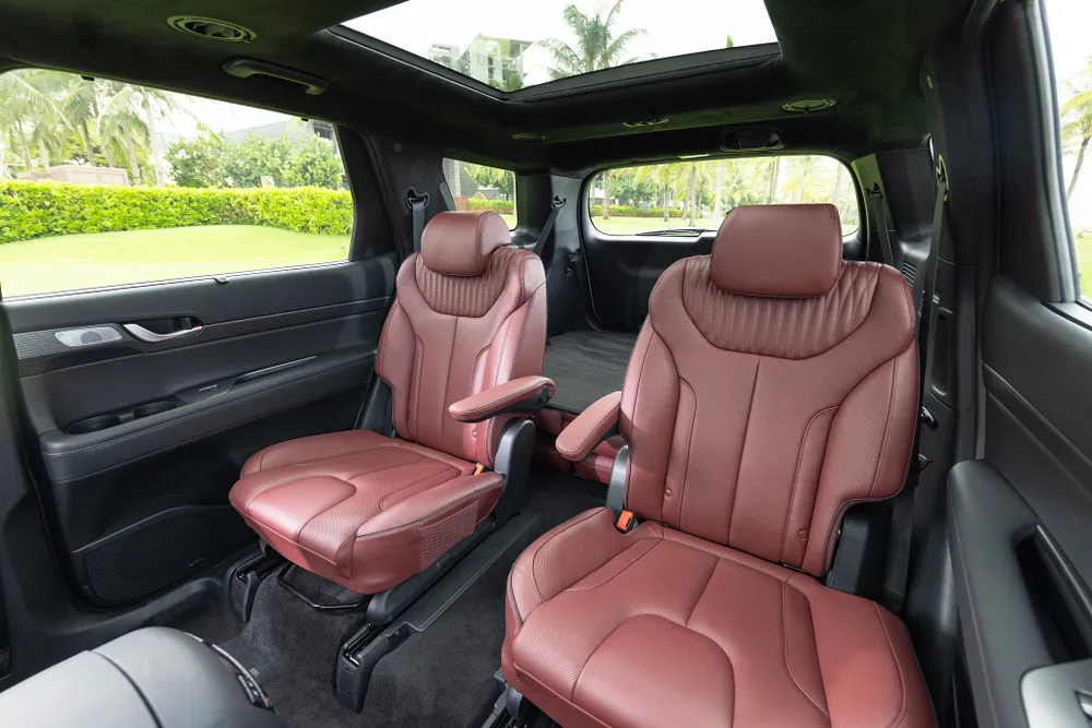 Hyundai Palisade được phân phối trên hệ thống đại lý Hyundai toàn quốc. Hyundai Palisade - 82.jpg