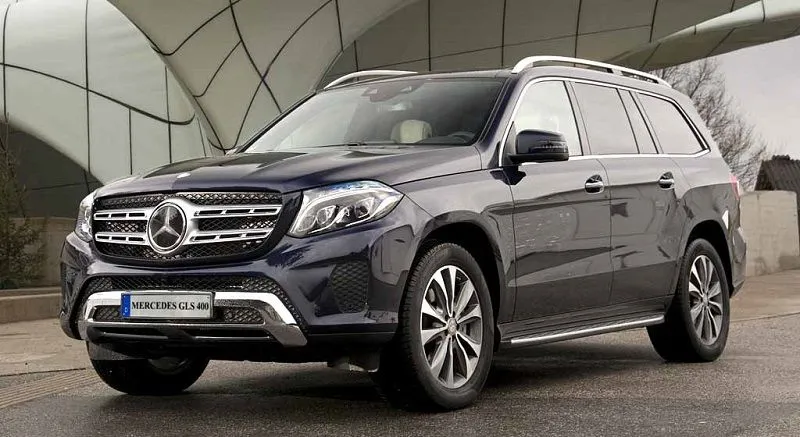 Chiếc xe và biển số được a Đức lựa chọn đều có giá trên 4 tỉ đồng. Ảnh: Mercedes mercedes-gls-400.jpg