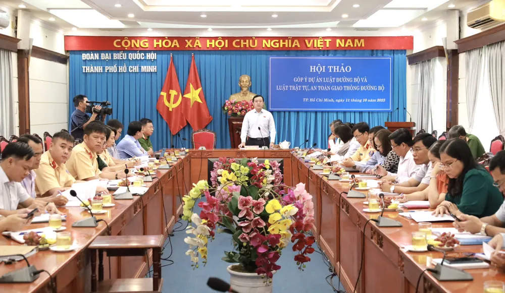 Hội thảo góp ý hai dự luật có sự tham gia của nhiều cơ quan, đơn vị. hoi-thao.jpg