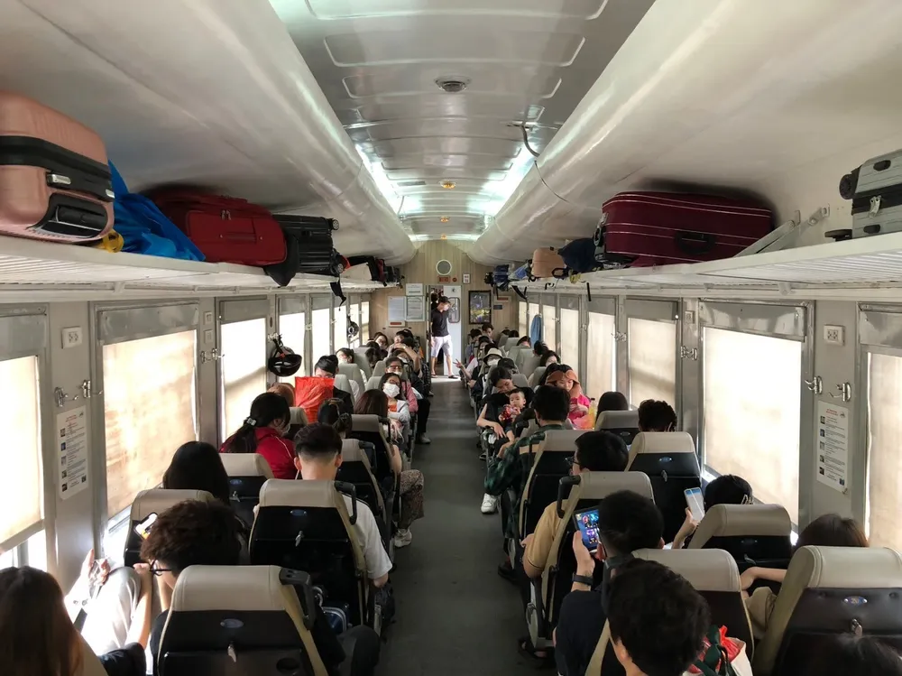 Tăng cường thêm các đôi tàu dịp tết Dương lịch 2024.