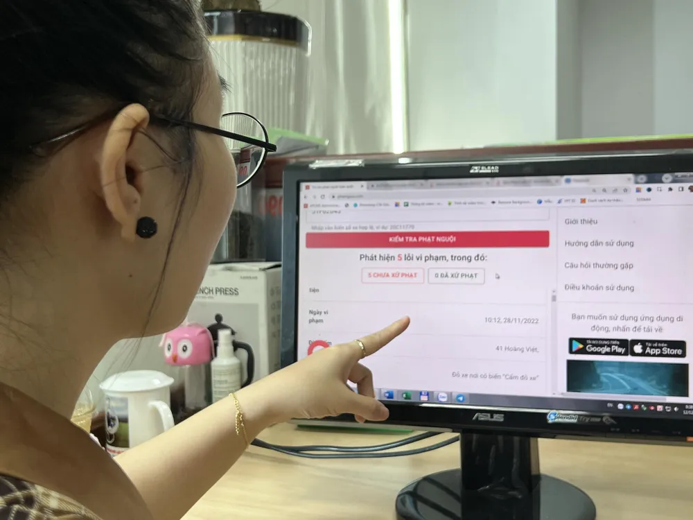 Một chủ xe tra cứu có đến 5 lỗi phạt nguội trên hệ thống. Ảnh: TN Một chủ xe tra cứu có đến 5 lỗi phạt nguội trên hệ thống. Ảnh: TN