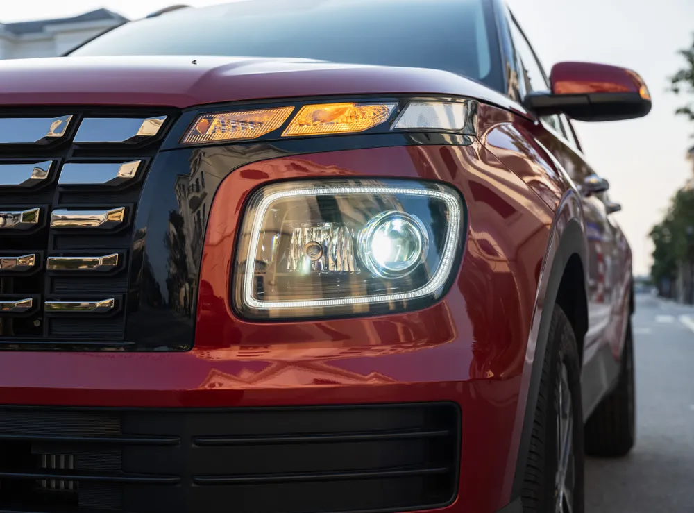 Hyundai Venue - 12.jpg