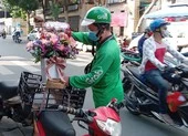 Ngày 20-10, hoa hồng có nơi bán giá 800.000 đồng/50 cành ảnh 13 Lý do giá hoa ngày 20 - 10 năm nay tăng cao