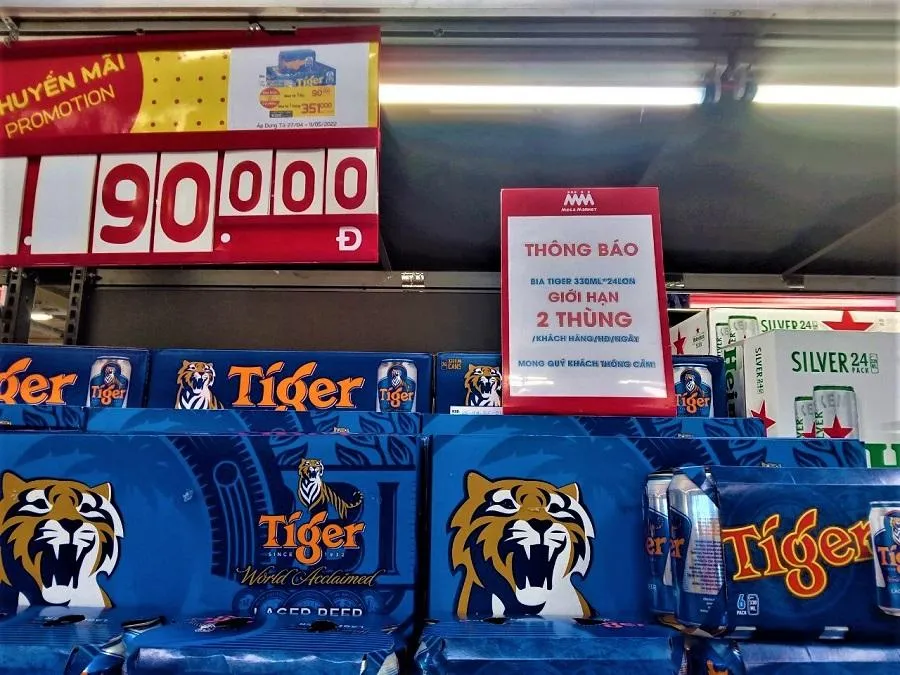 Mỗi khách được mua 2 thùng/hóa đơn/ngày. Mỗi khách được mua 2 thùng/hóa đơn/ngày.