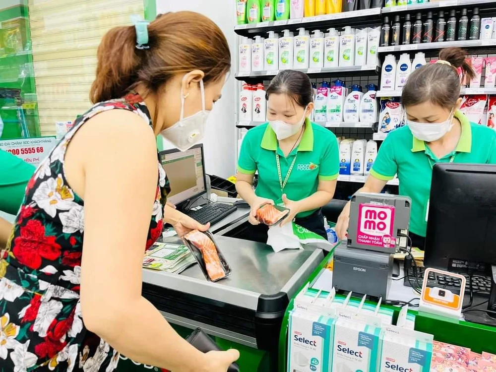 Trong dự thảo tiêu chí Cửa hàng tiện lợi được kinh doanh một số dịch vụ thiết yếu đáp ứng nhu cầu người tiêu dùng.