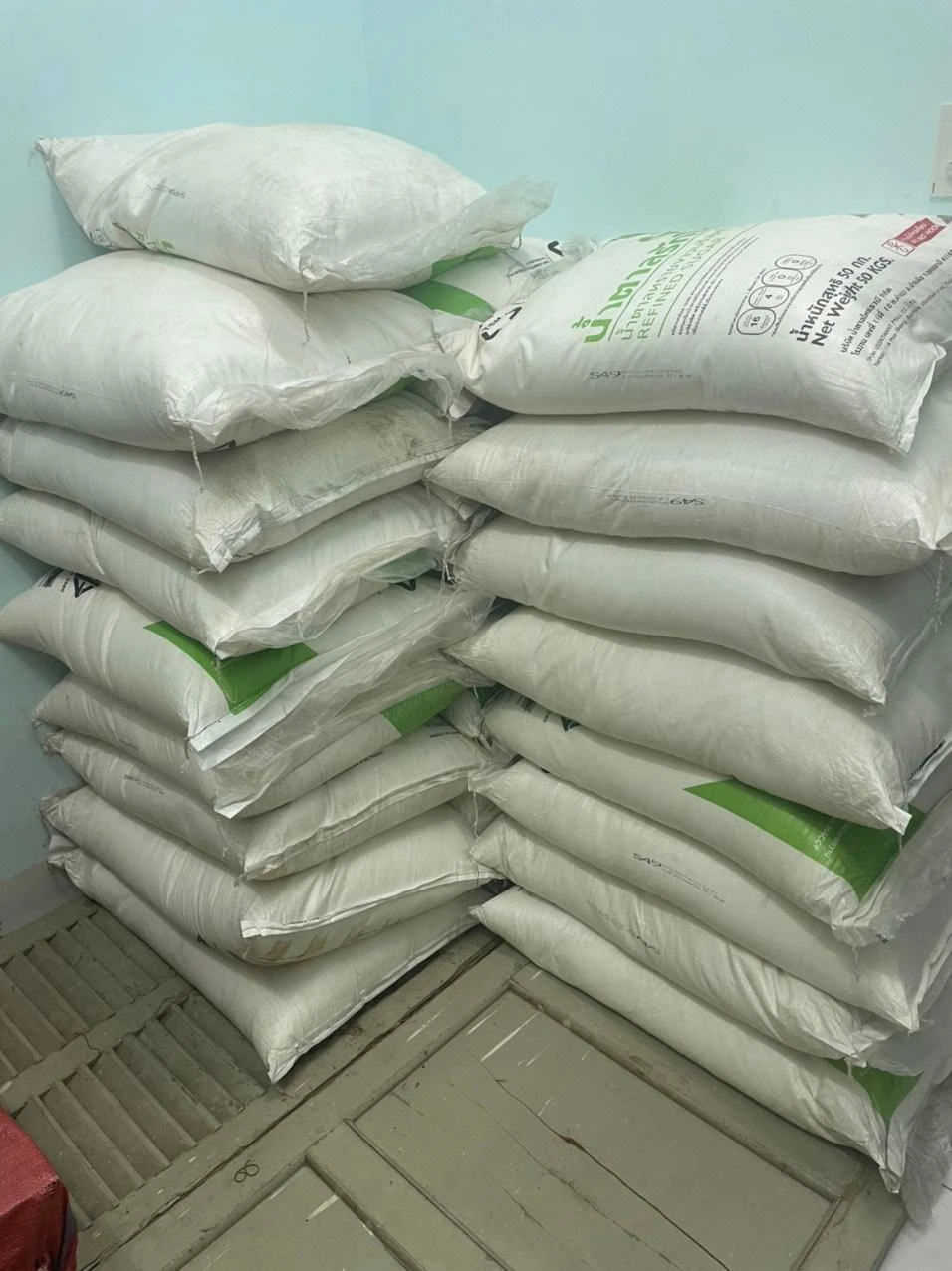 Tháng 4-2022, QLTT tỉnh Tây Ninh phát hiện xe tải vận chuyển hơn 1 tấn đường cát nhập lậu. Ảnh: Cục QLTT tỉnh Tây Ninh