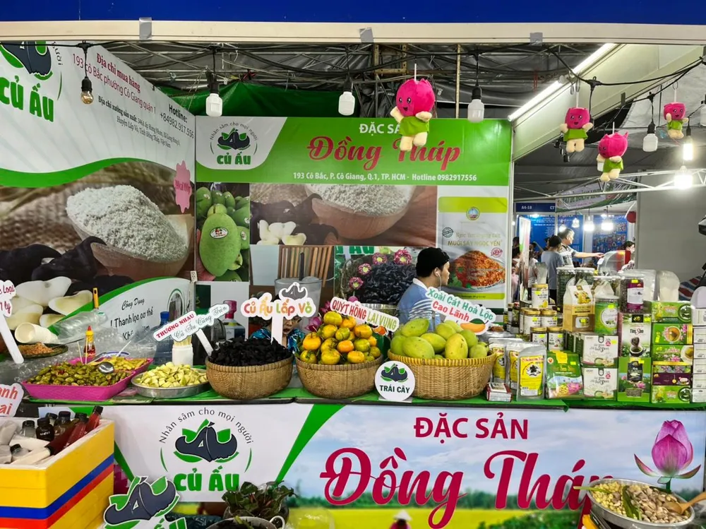 Đặc sản địa phương tham gia quảng bá tại hội chợ