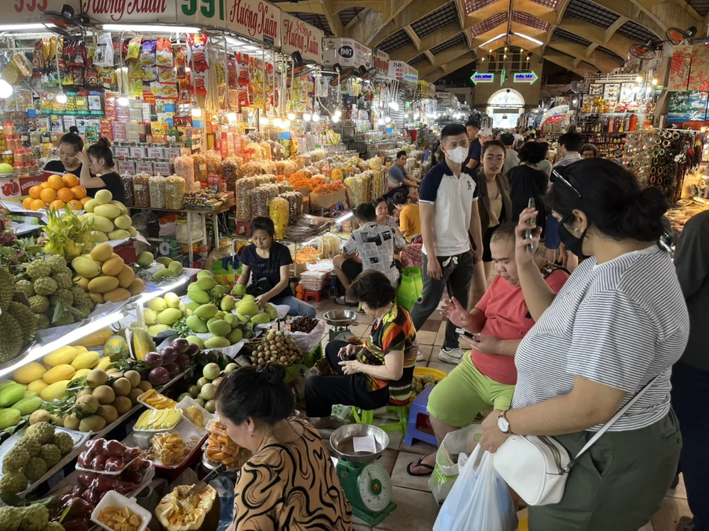 Trái cây cũng thu hút nhiều du khách