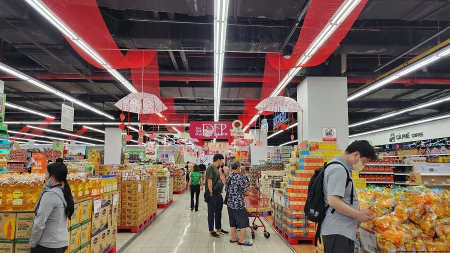 Siêu thị tung nhiều ưu đãi tôn vinh phái đẹp