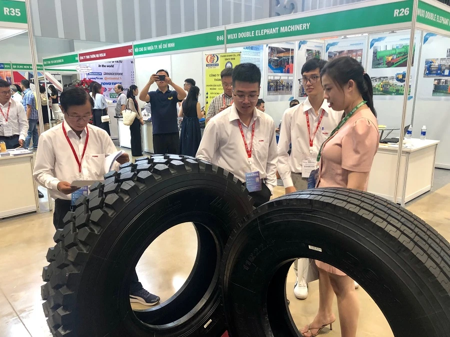 Năm 2022 xuất khẩu lốp xe Việt Nam đạt 2,2 tỉ USD. Ảnh: TÚ UYÊN