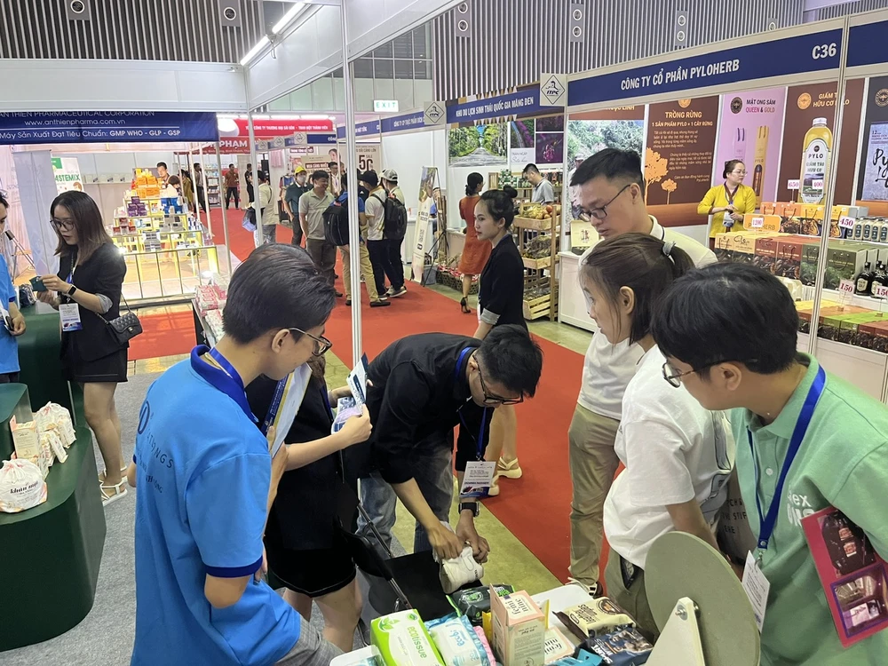 Loạt thương hiệu mạnh tham gia hội chợ về hàng Việt ở TP.HCM ảnh 6