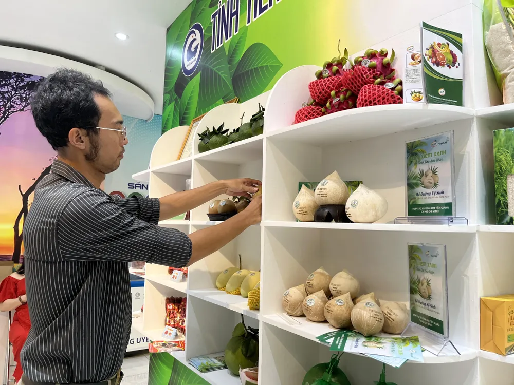 Bộ Công Thương sẽ phối hợp đàm phán Trung Quốc mở cửa cho dừa Việt Nam. ẢNH: TÚ UYÊN Bộ Công Thương sẽ phối hợp đàm phán Trung Quốc mở cửa cho dừa Việt Nam. ẢNH: TÚ UYÊN