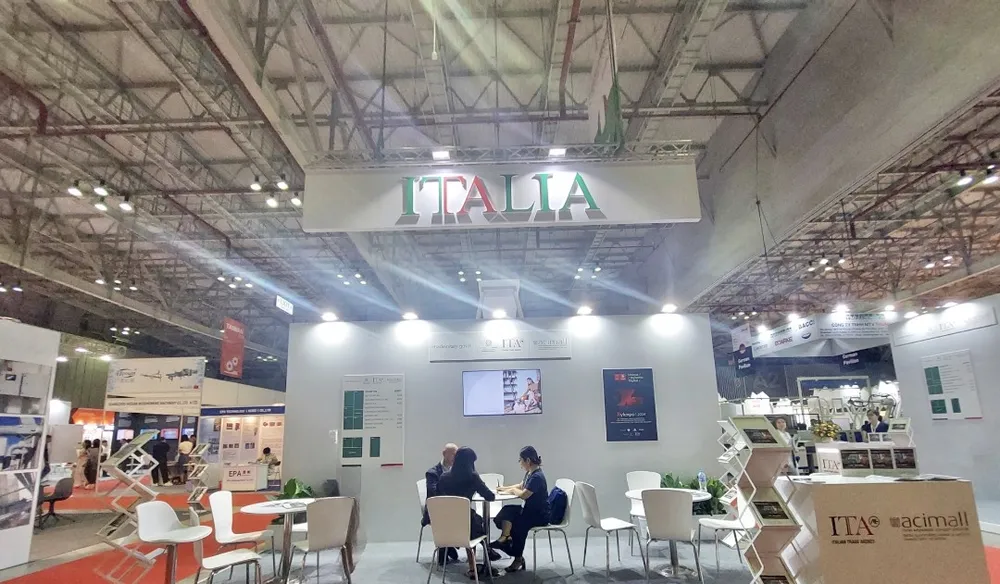 Các nhà sản xuất máy, thiết bị ngành công nghiệp gỗ của Ý tham gia triển lãm tìm đối tác Việt Nam nganh-go-Y.jpg