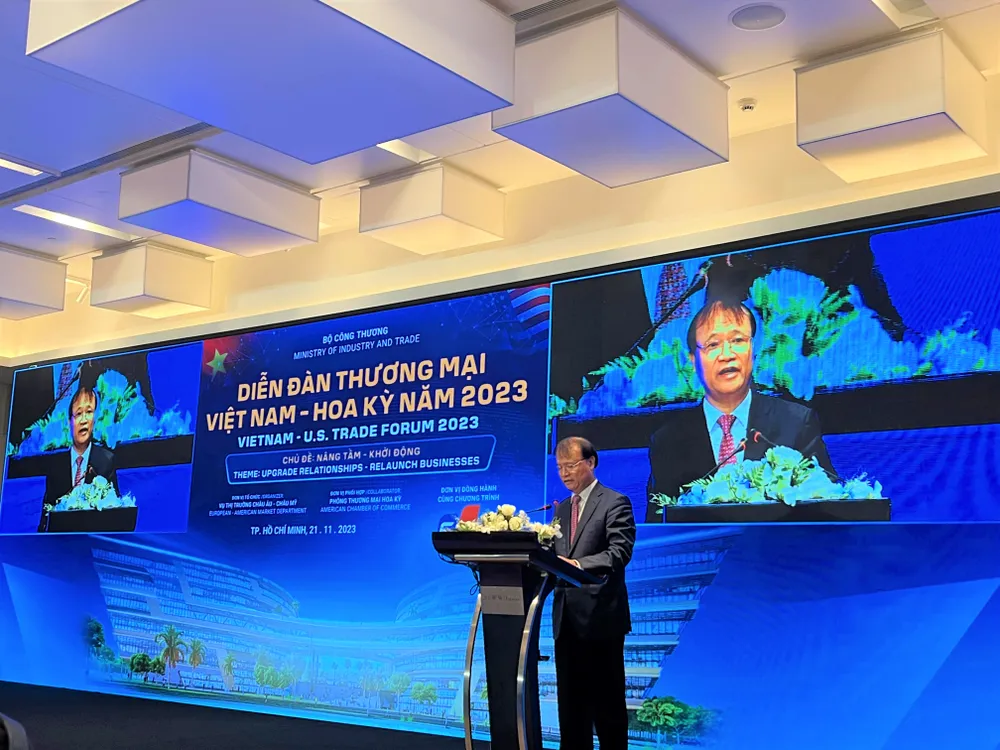 Thứ trưởng Bộ Công thương Đỗ Thắng Hải cho biết Việt Nam sẽ tập trung đẩy mạnh sự tham gia của các DN Việt Nam trong chuỗi cung ứng nguyên vật liệu thiết bị ngành năng lượng... Ảnh: TÚ UYÊN