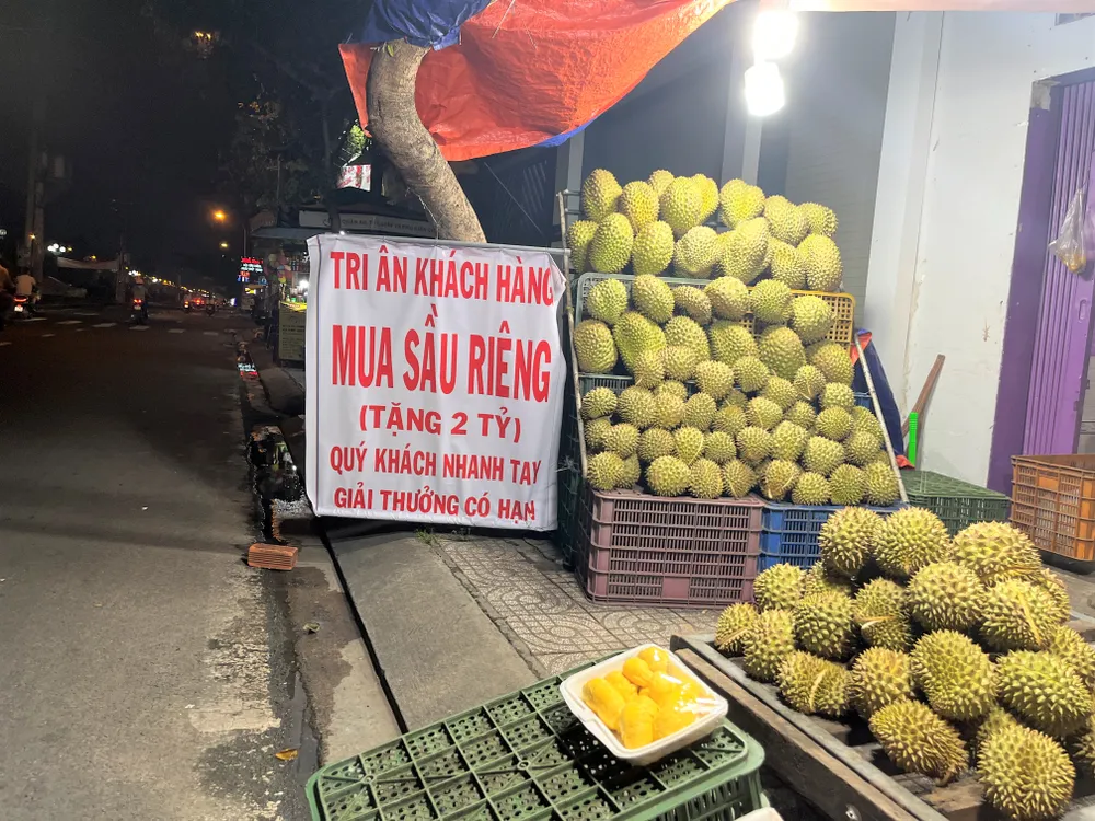 sau-rieng-tang-2 ti.jpg