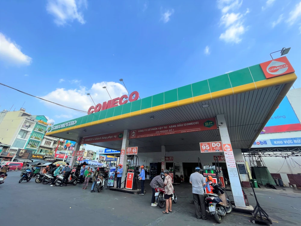Việt Nam xuất siêu hơn 3,6 tỉ USD trong tháng đầu năm ảnh 1 ti-USD-xuat-sieu.jpg