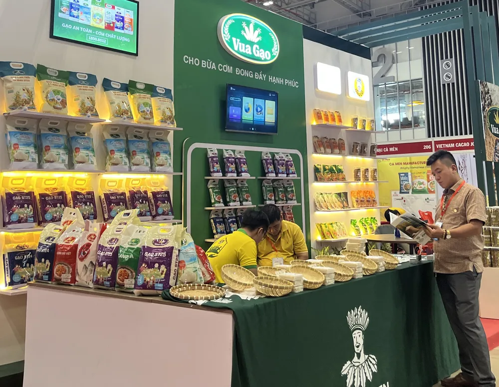 Philippines giảm thuế nhập khẩu gạo