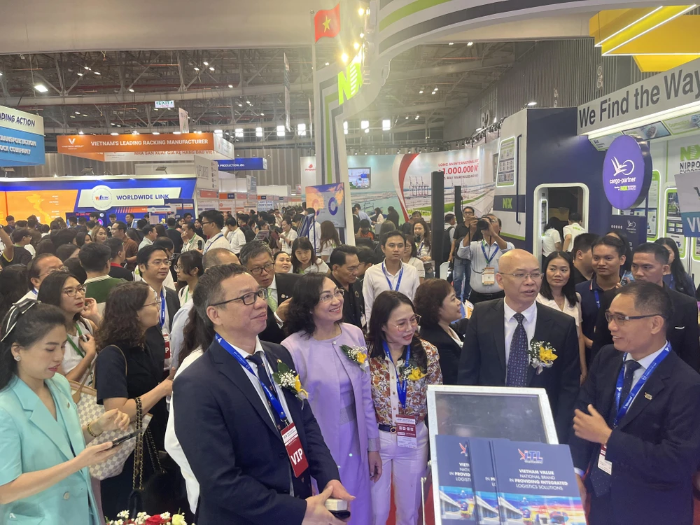 Logistics Việt Nam