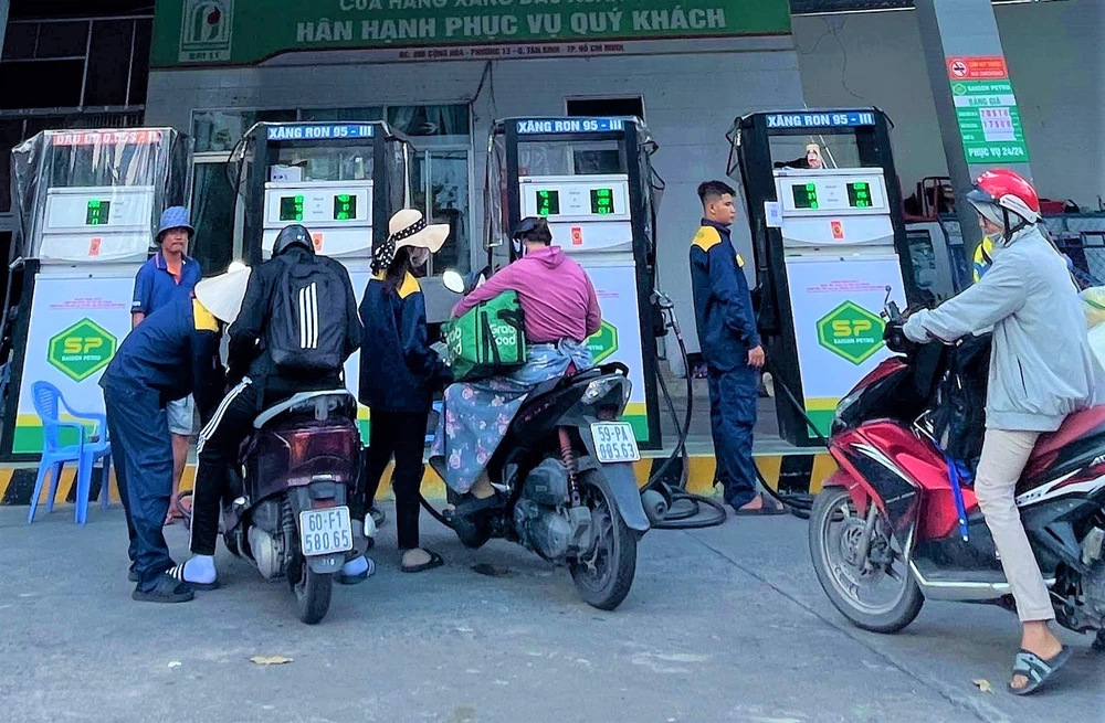 doanh nghiệp kinh doanh xăng dầu