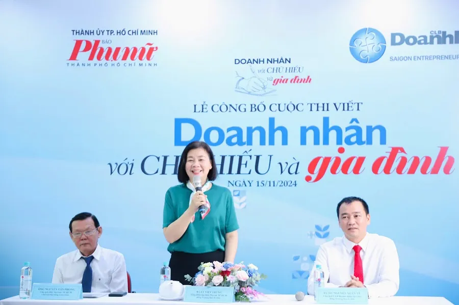 doanh nhân với chữ hiếu