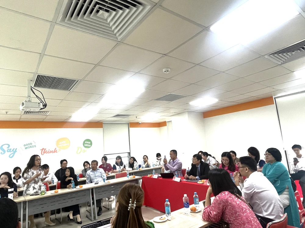 Thực hiện trách nhiệm xã hội không đơn thuần là mang tiền đi làm từ thiện ảnh 1 trách nhiệm xã hội