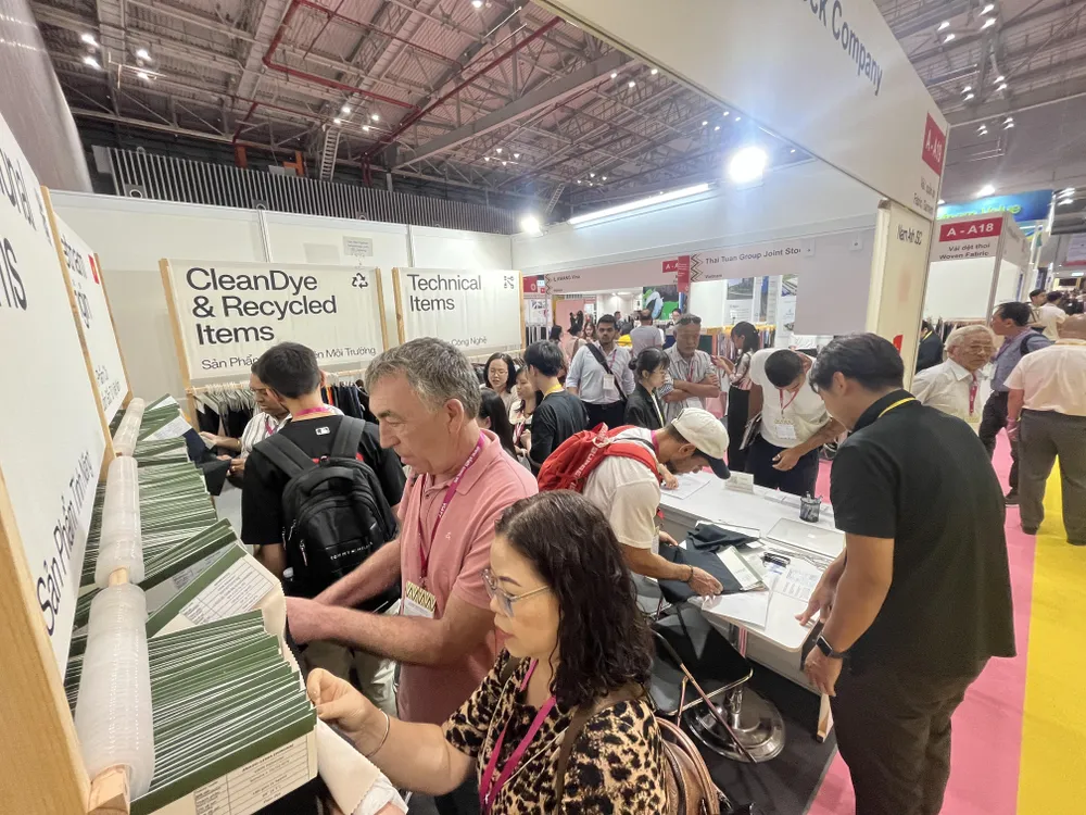 trung tâm thời trang tại TP.HCM