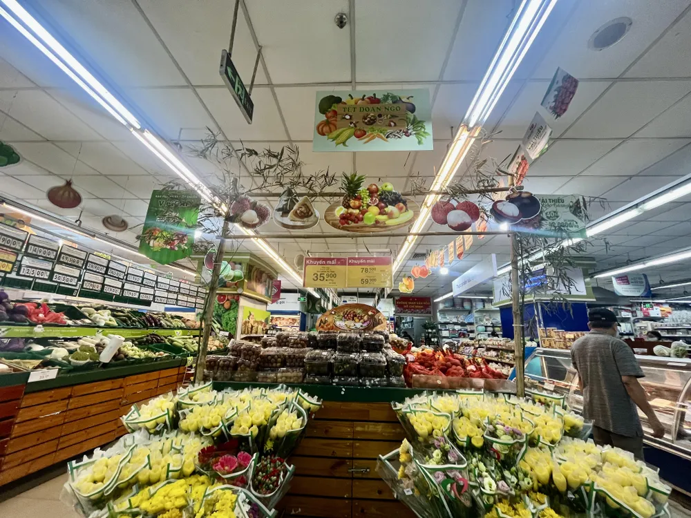 Tết Đoan Ngọ 2025: Chợ truyền thống nhộn nhịp, siêu thị tung ưu đãi hút khách ảnh 6 tết đoan ngọ