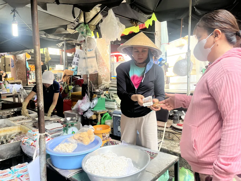 Tiệm tạp hóa doanh thu 1 tỉ đồng/năm lên công ty được không? ảnh 1 tiệm tạp hóa