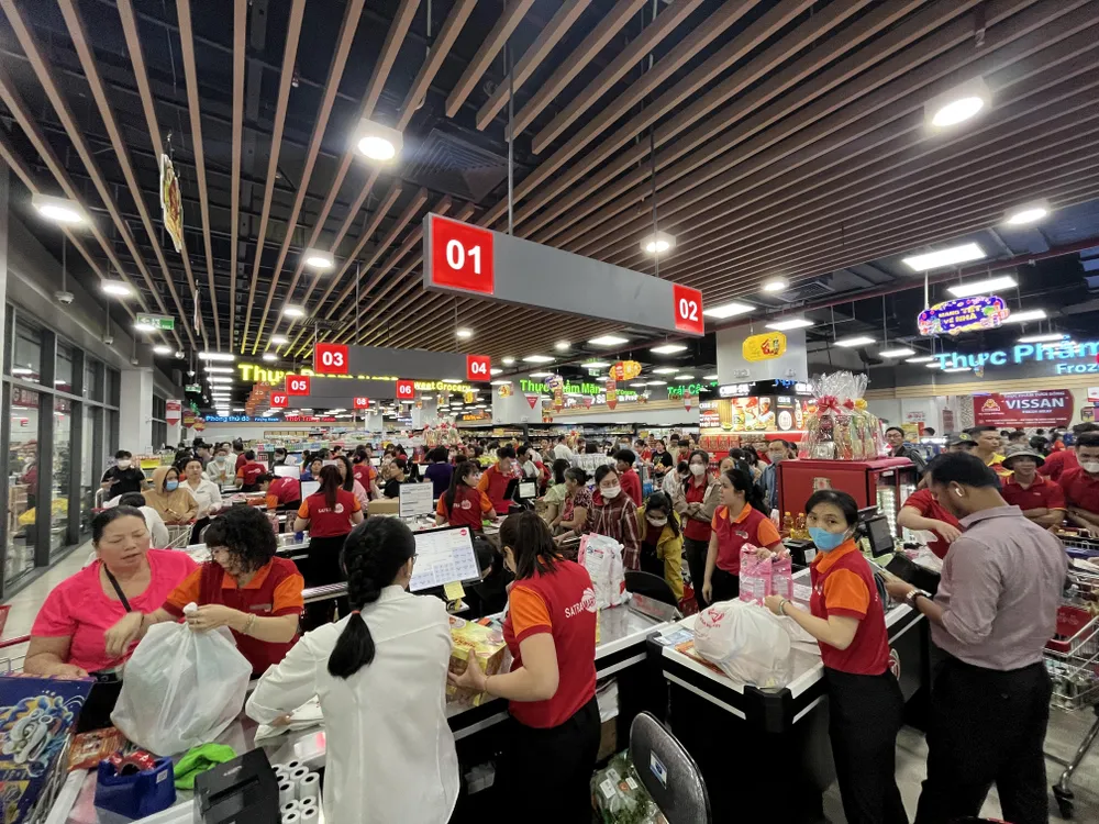 Doanh nghiệp bán lẻ 'bắt tay' Đại học Kinh tế TP.HCM mở chuỗi cửa hàng tiện lợi ảnh 1 cửa hàng tiện lợi