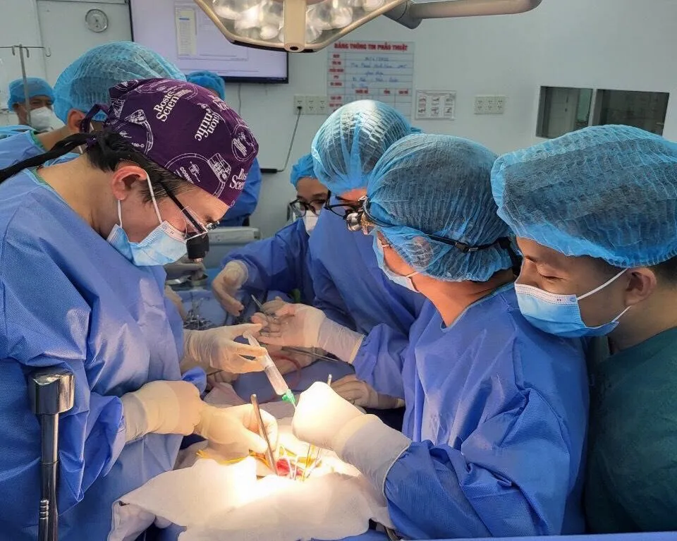 Bệnh viện Thống Nhất ghép thận thành công cho 2 thiếu niên 17 tuổi. Ảnh: BVCC