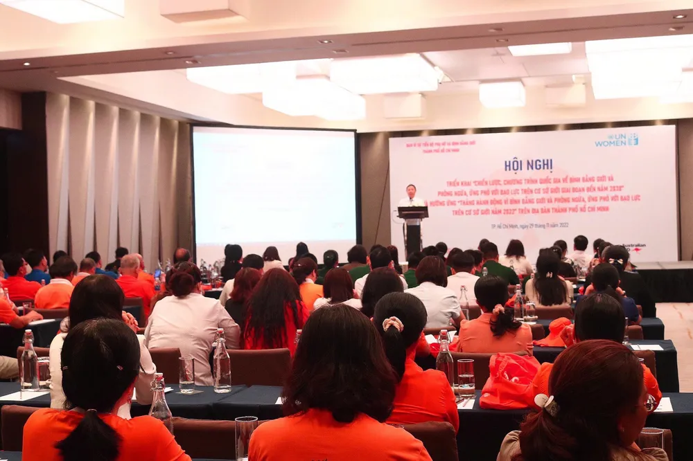 Tình trạng bất bình đẳng giới và bạo lực trẻ em, phụ nữ vẫn còn diễn ra khá phổ biến ở nhiều địa phương. Ảnh: TÚ NGÂN