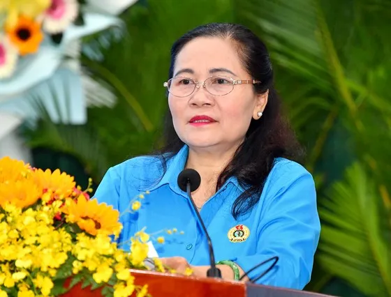 Bà Nguyễn Thị Lệ, Chủ tịch HĐND TPHCM phát biểu tại đại hội. Ảnh: VIỆT DŨNG