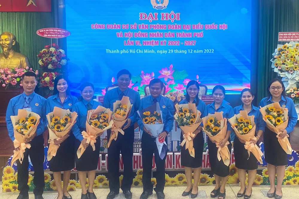 Ông Cao Thanh Bình, được tín nhiệm bầu làm chủ tịch Công đoàn cơ sở văn phòng đại biểu Quốc hội và HĐND TP khóa VI nhiệm kỳ 2022 – 2027.