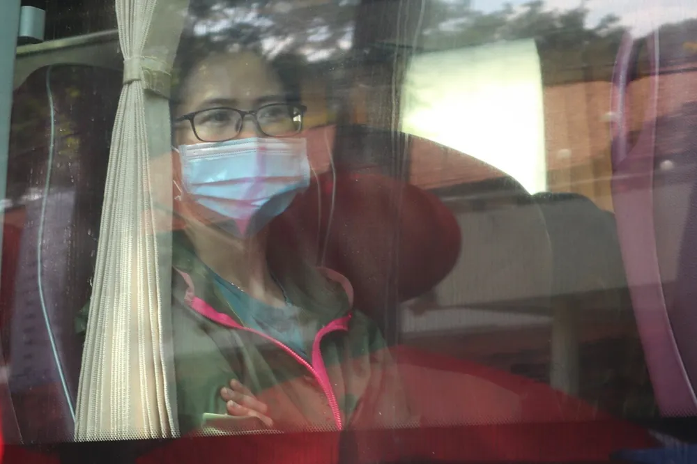 Chị Trần Thị Ly Thu (36 tuổi) mong chờ giây phút sum họp cùng gia đình ở quê nhà Bình Định. Ảnh: TÚ NGÂN