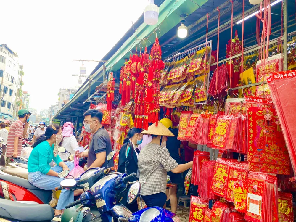 Nhộn nhịp thị trường đồ cúng lễ ông Công ông Táo ảnh 2