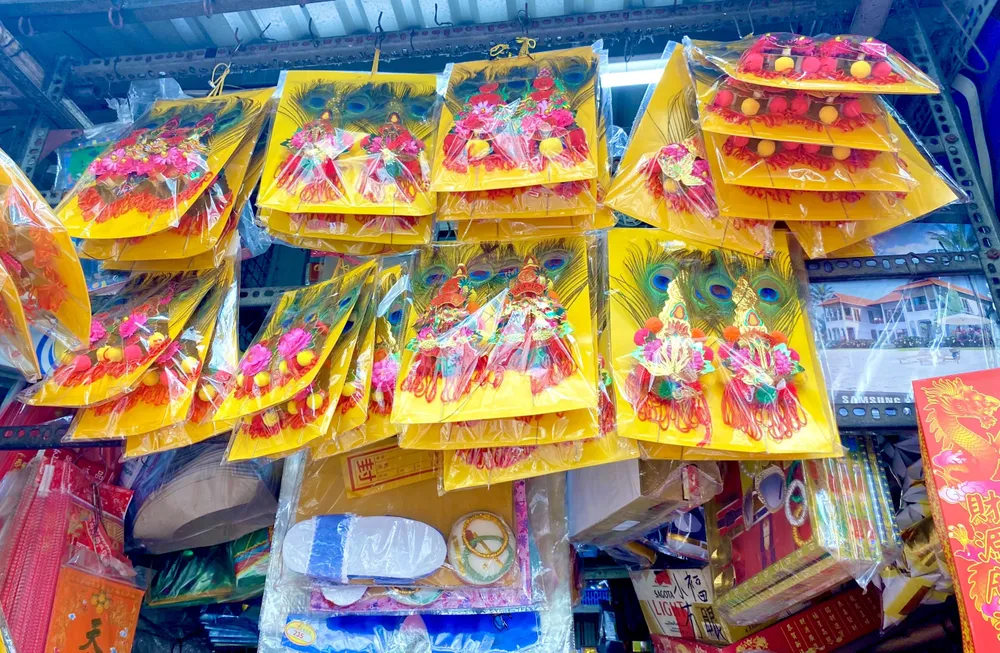 Nhộn nhịp thị trường đồ cúng lễ ông Công ông Táo ảnh 3