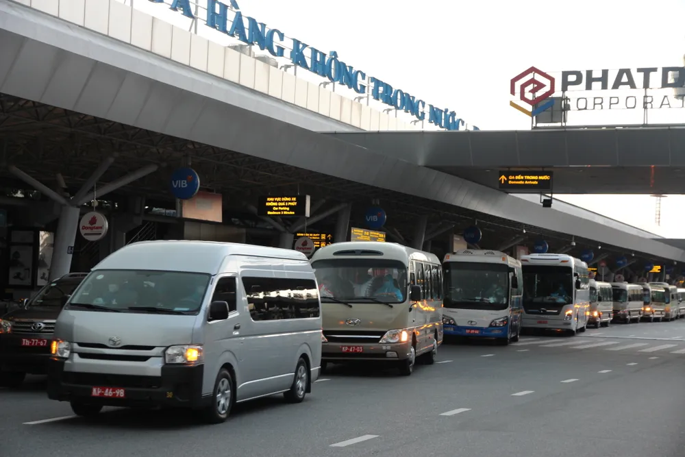 300 cán bộ Quân y đã vào tới TP.HCM tham gia chống dịch ảnh 7