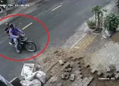 1 phụ nữ lấy trộm 1,8 tỉ đồng rồi chụp hình khoe trên mạng ảnh 3 Xuất hiện nhóm trộm bẻ khóa xe máy chỉ trong 6 giây tại quận 7