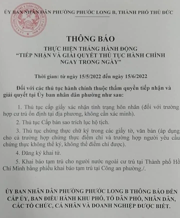 Thông báo của UBND phường Phước Long B. Ảnh: TS Thông báo của UBND phường Phước Long B. Ảnh: TS