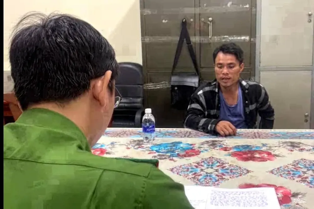 Đoàn Minh Hải được đưa về trụ sở Bộ Công an phía nam. Ảnh: TS