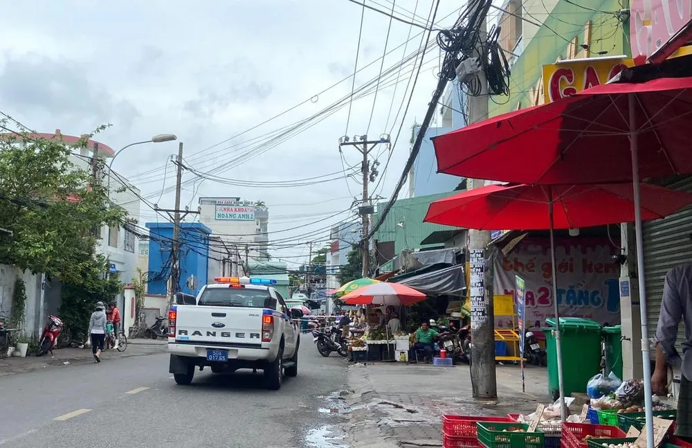 Công an đang điều tra nguyên nhân vụ việc. Ảnh: TS Công an đang điều tra nguyên nhân vụ việc. Ảnh: TS