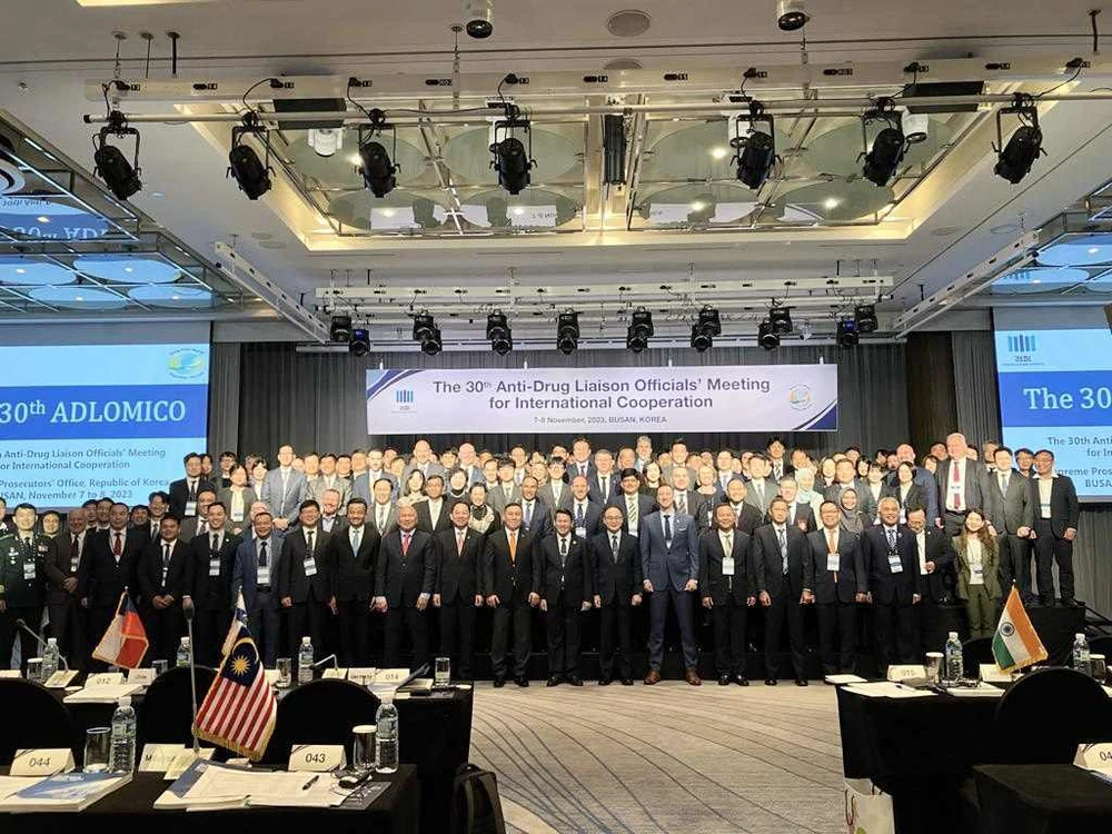 toan cnah hoi nghi 30.jpg