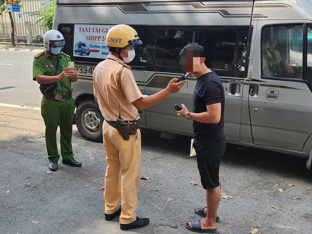 kiểm tra chất kích thích.jpg