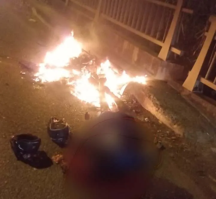 1 người tử vong, xe máy cháy rụi sau tai nạn tại TP Thủ Đức