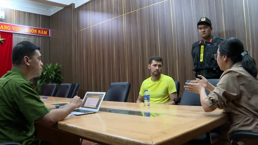 Đường dây tín dụng đen do người nước ngoài cầm đầu thu lợi khủng