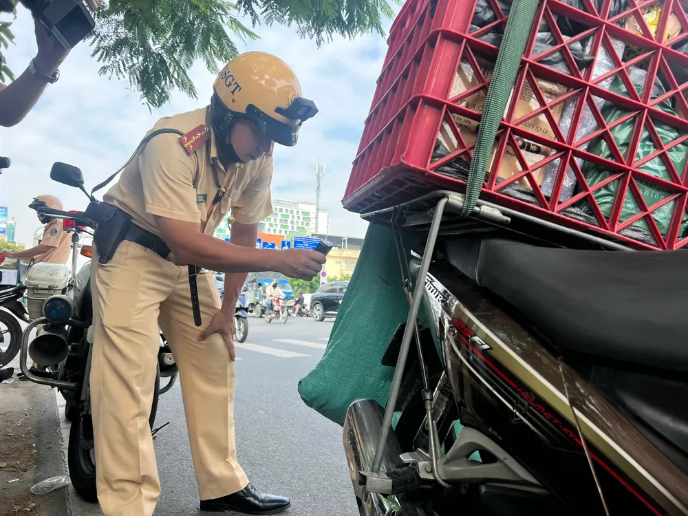 TP.HCM: CSGT phạt 12 tỷ đồng trong 2 ngày thực hiện nghị định mới