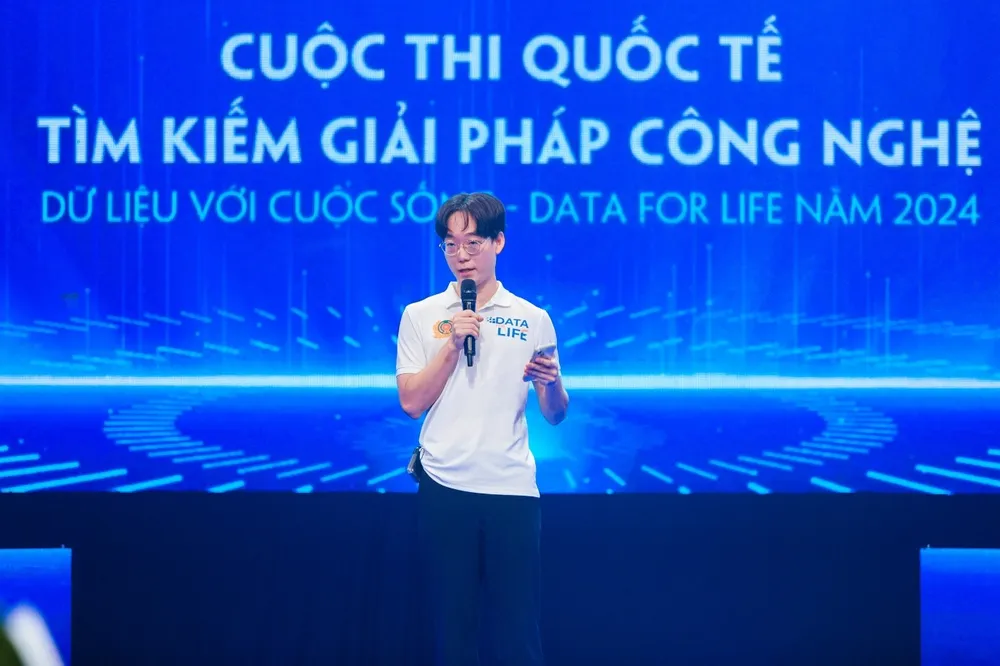 Chung-ket-cuoc-thi-Data-for-life-2024-goi-ten-doi-chien-thang-4.jpg